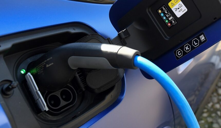 Les voitures électriques, pas si écolo? Trois arguments vérifiés
