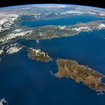 Le sud de la France, la Corse, la Sardaigne et l'Italie vue de l' International Space Station par luca Parmitano en août 2019 Photo eol jsc NASA Le sud de la France, la Corse, la Sardaigne et l'Italie vue de l' International Space Station par luca Parmitano en août 2019 Photo eol jsc NASA
