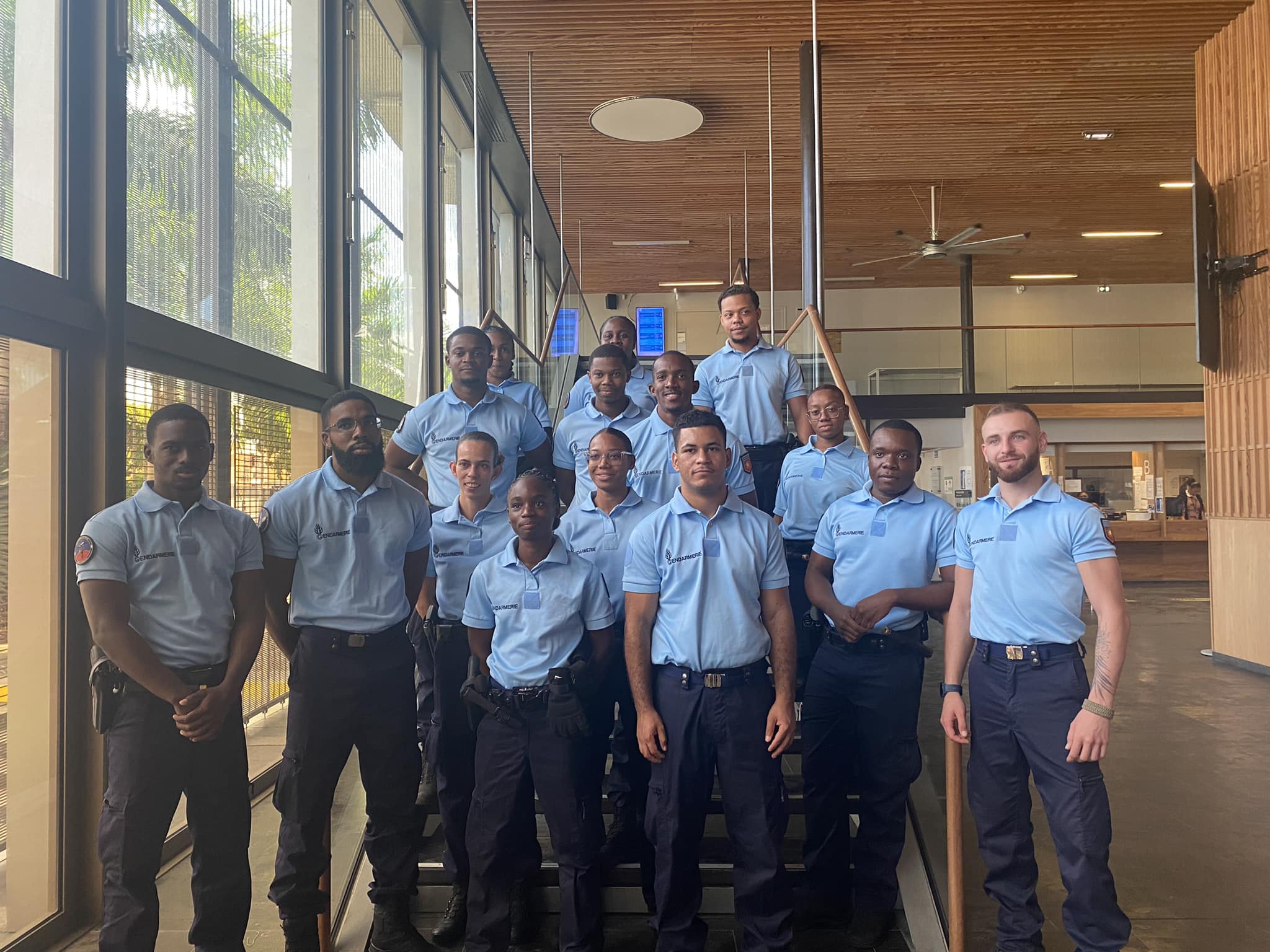 22 gendarmes adjoints volontaires entrent en service et prêtent serment le 12 janvier 2024 aux tribunaux judiciaires de Pointe-à-Pitre et Basse-Terre. Photo : Gendarmerie de Guadeloupe