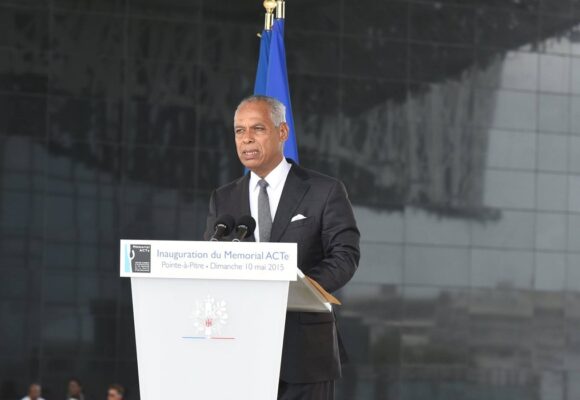 Archive. Victorin Lurel, alors président de Région, lors de la cérémonie d'inauguration du Mémorial acte à Pointe-à-Pitre le 10 mai 2015. Photo FB : Région Guadeloupe