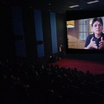 Près d’une centaine de spectateurs assiste à la projection du film « Personne n’y comprend rien » au Cinéstar (Les Abymes) le 15 avril 2025. Photo : Le Courrier de Guadeloupe Près d’une centaine de spectateurs assiste à la projection du film « Personne n’y comprend rien » au Cinéstar (Les Abymes) le 15 avril 2025. Photo : Le Courrier de Guadeloupe