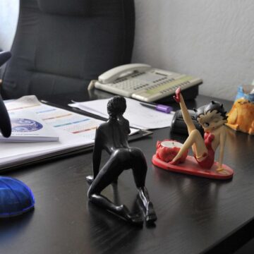 Photo d’illustration. Archive de 2011 du bureau d’un mis en cause dans une affaire de harcèlement scandale sexuel à la RATP. Photo : Cotelle Pascal / Sipa