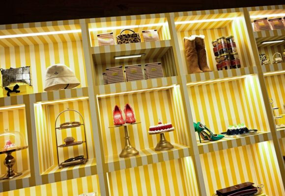 Photo d'illustration de produits de luxe. Rommel Demano/BFA.com/Shutterstock